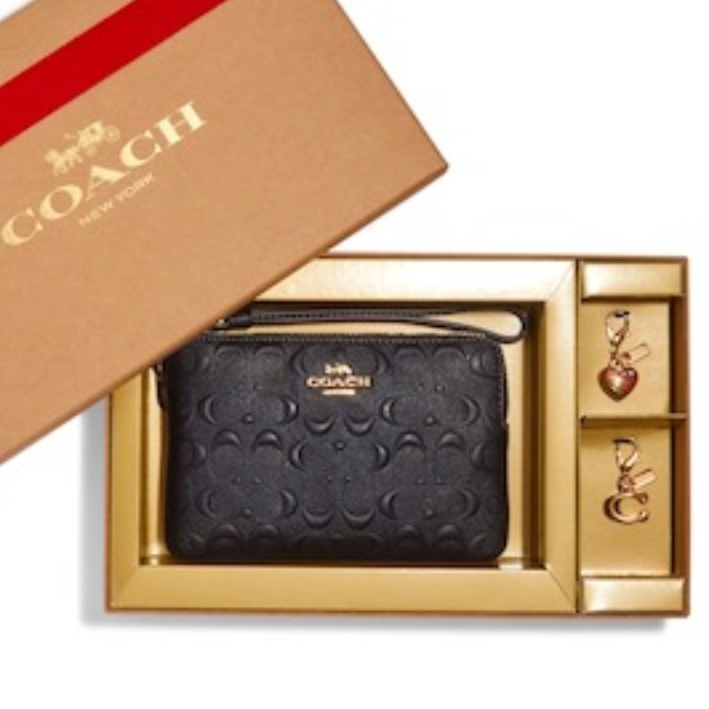 COACH Corner Zip Wristlet In Signature Leather with Two Charms & Coach Gift Box! - Picture 9 of 9